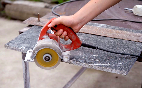 金剛石圓鋸片切割機有哪些分類呢？千萬別買錯了！